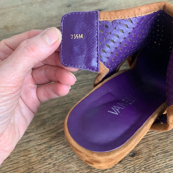 Vaneli suede sandals Size 7 1/2 - Picture 11 of 14